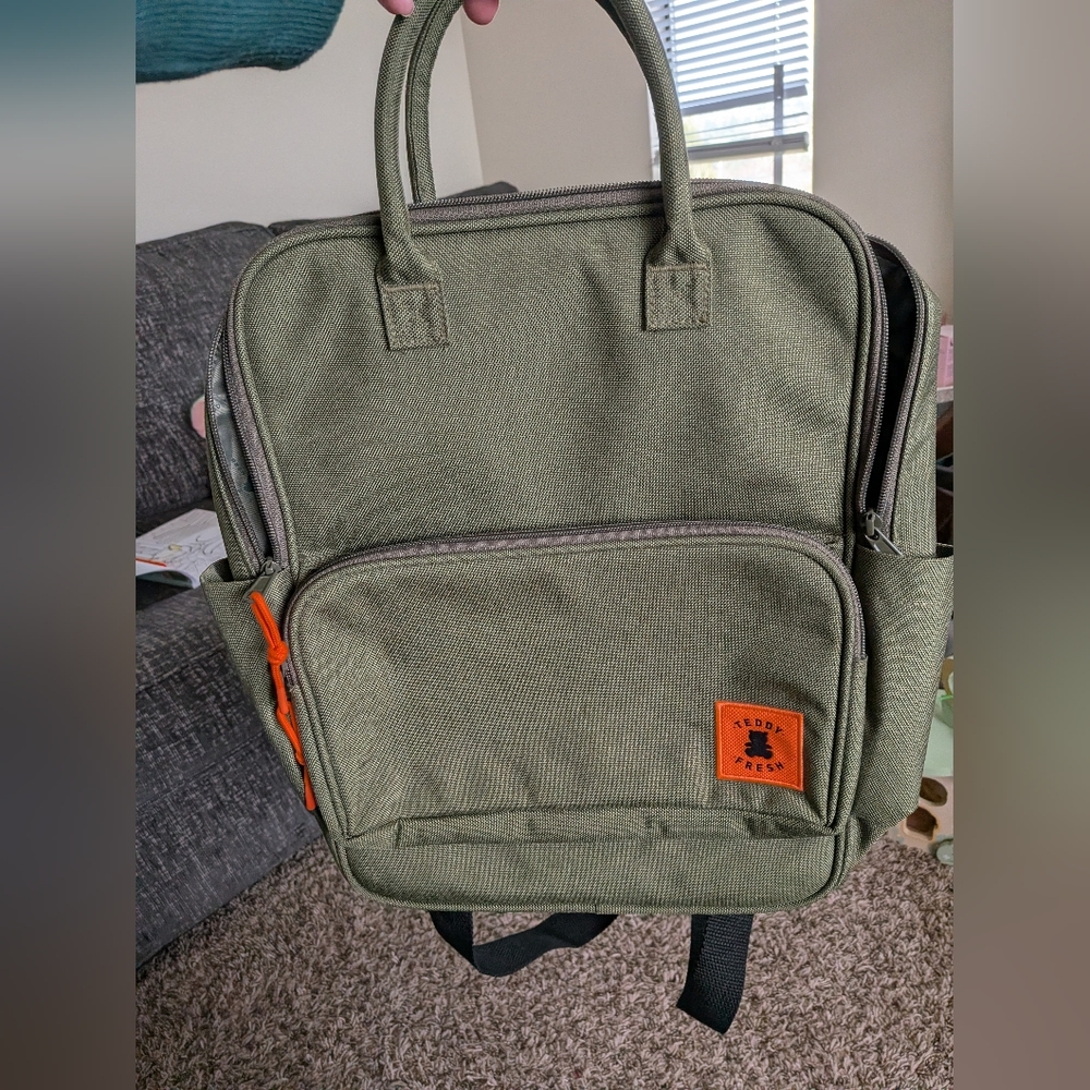 Teddy Fresh Olive Backpack l